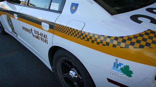Une voiture de police de la Sûreté du Québec