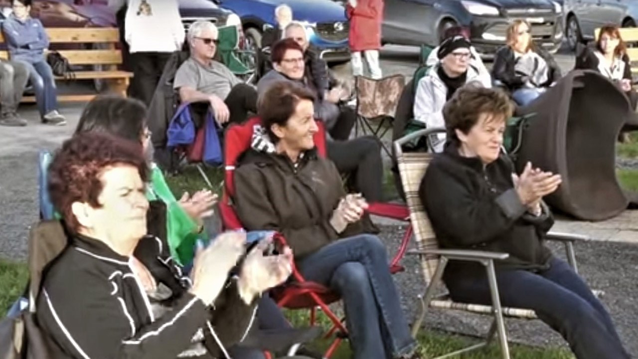 Les spectateurs lors de l'édition 2017 des Mardis dorés de Saint-Simon-les-Mines.