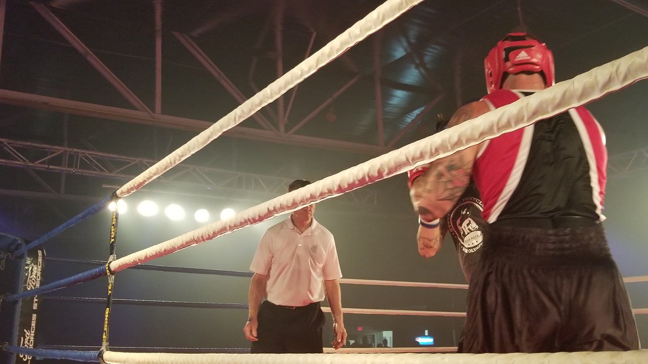 Hubert Poulin victorieux au 5e Super gala de boxe Dooly's