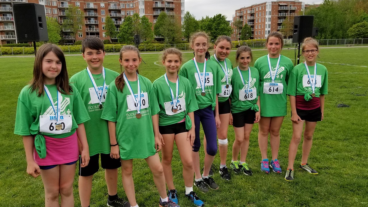 10 médailles pour l’école primaire de St-Gédéon au championnat régional d’athlétisme