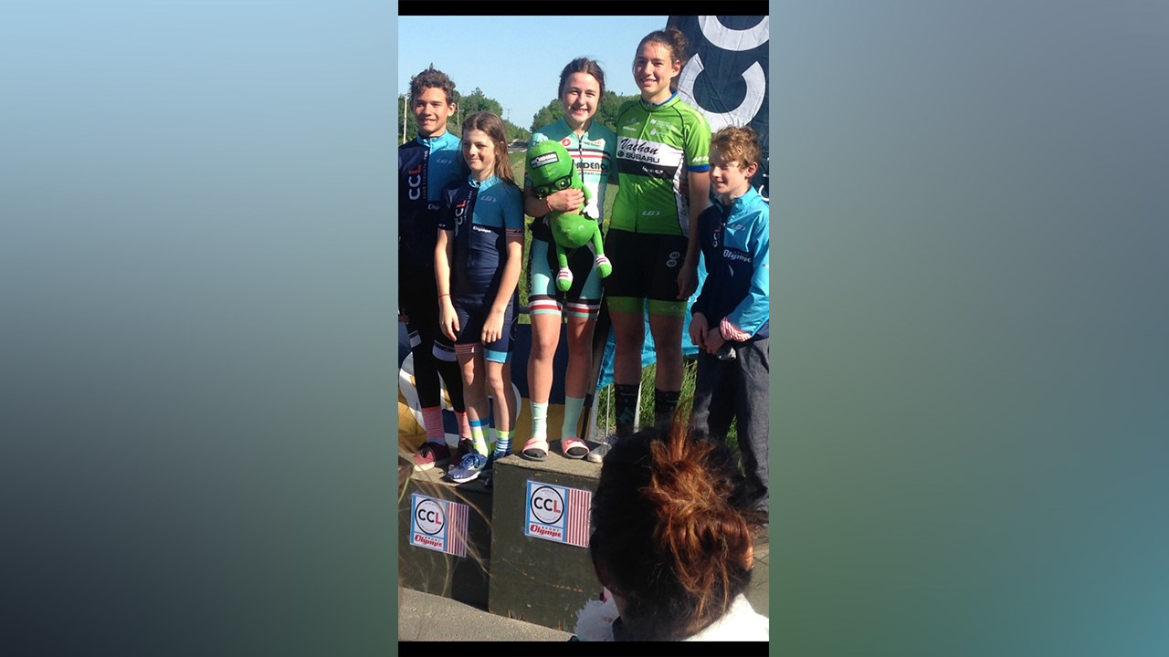 Le Club cycliste Vachon Subaru à la course régionale permettant les sélections pour les JDQ