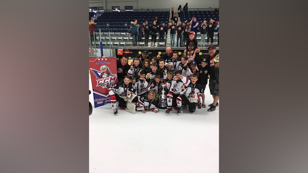 1re rangée du bas : la gardienne Arielle Côté (Rapides/Beauce-Nord), Jacob Boucher (Baroudeurs/Beauce-Centre), Logan Bêty (Sénateurs/Bellechasse), Zacharie Lessard (Baroudeurs/Beauce-Centre), Samuel Mercier (Lynx/Haute-Beauce), Louis-Thomas Vallée (Garaga/St-Georges), Malyk Côté (Rapides/Beauce-Nord), 
2e : Dominic Côté (entraîneur-adjoint), Louis-Félix Drouin (Baroudeurs/Beauce-Centre), Sam-Félix Poulin (Baroudeurs/Beauce-Centre), Hayden Pouliot (Rapides/Beauce-Nord), Elie Champagne (Garaga/St-Georges), Charles-Antoine Dubé (Baroudeurs/Beauce-Centre), Brandon Delarosbil (Rapides/Beauce-Nord), Elliot Lacroix (Garaga/St-Georges).
3e : Équipe d’entraîneurs : Sébastien Bêty, Alexandre Drouin, Nicolas Lessard et Vincent Boucher (entraîneur-chef).
