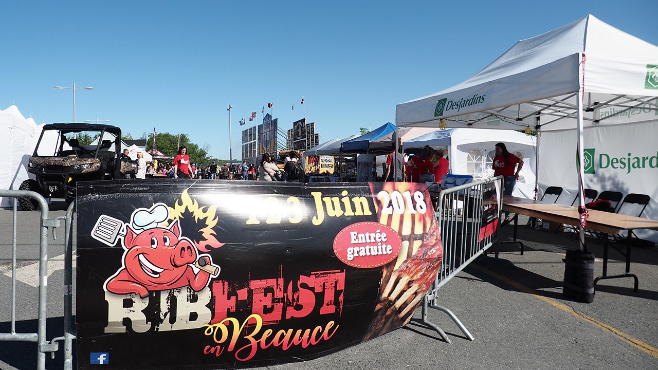 Le soleil et la population au rendez-vous pour le RibFest en Beauce