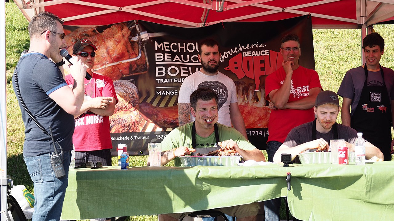 Le soleil et la population au rendez-vous pour le RibFest en Beauce