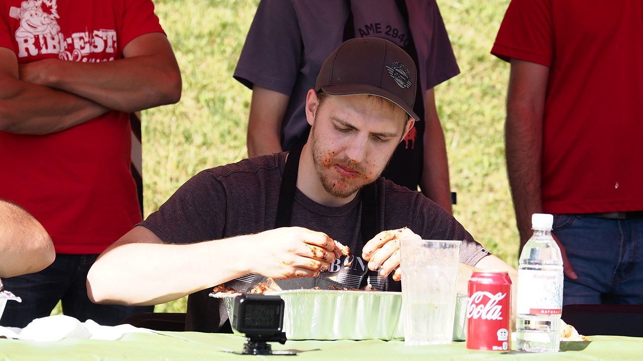 Le soleil et la population au rendez-vous pour le RibFest en Beauce