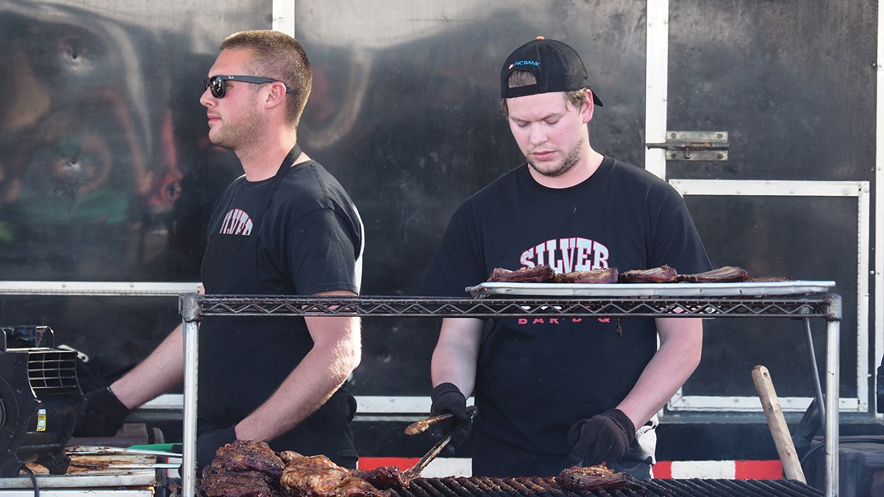Le soleil et la population au rendez-vous pour le RibFest en Beauce