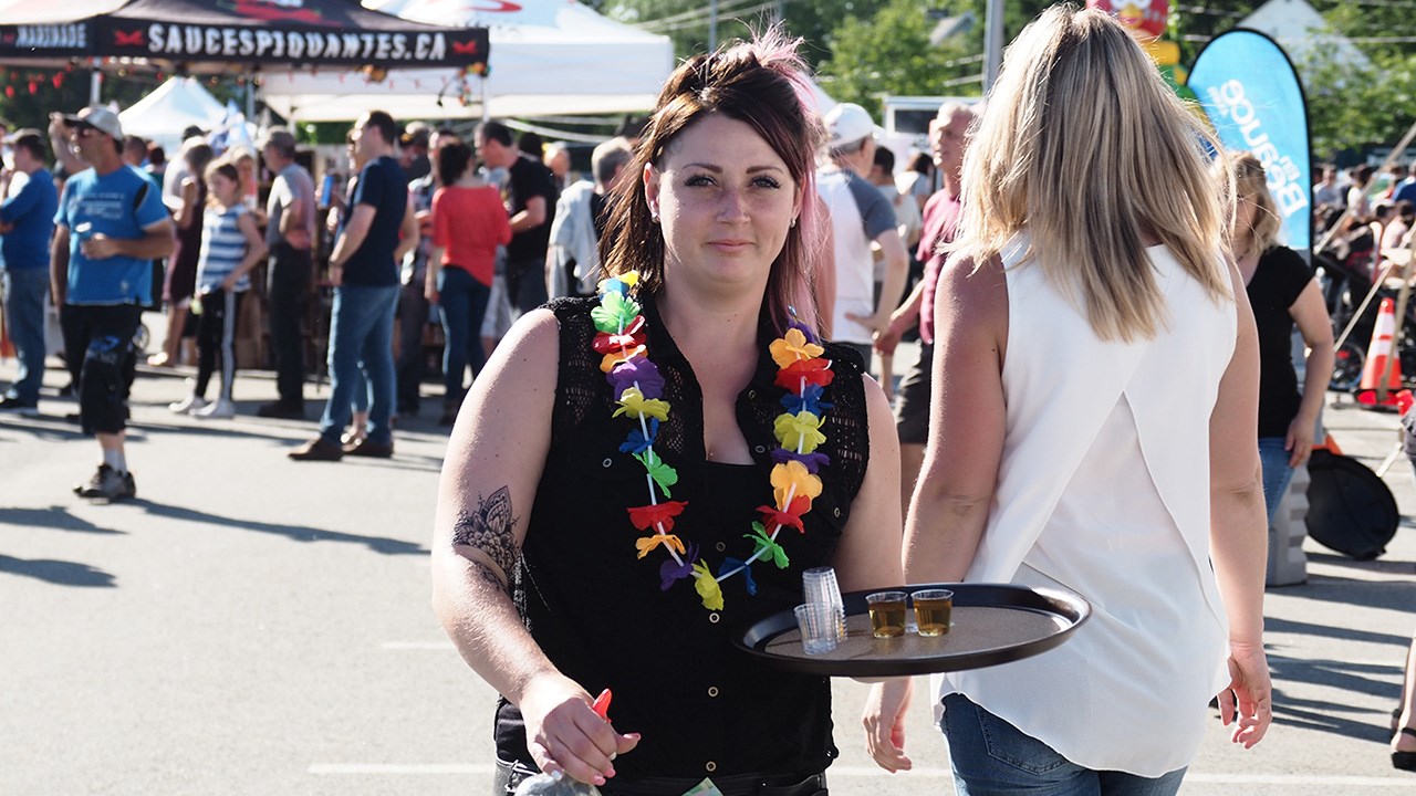 Le soleil et la population au rendez-vous pour le RibFest en Beauce