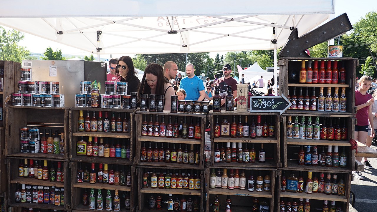 Le soleil et la population au rendez-vous pour le RibFest en Beauce