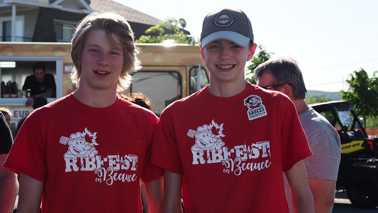 Le soleil et la population au rendez-vous pour le RibFest en Beauce