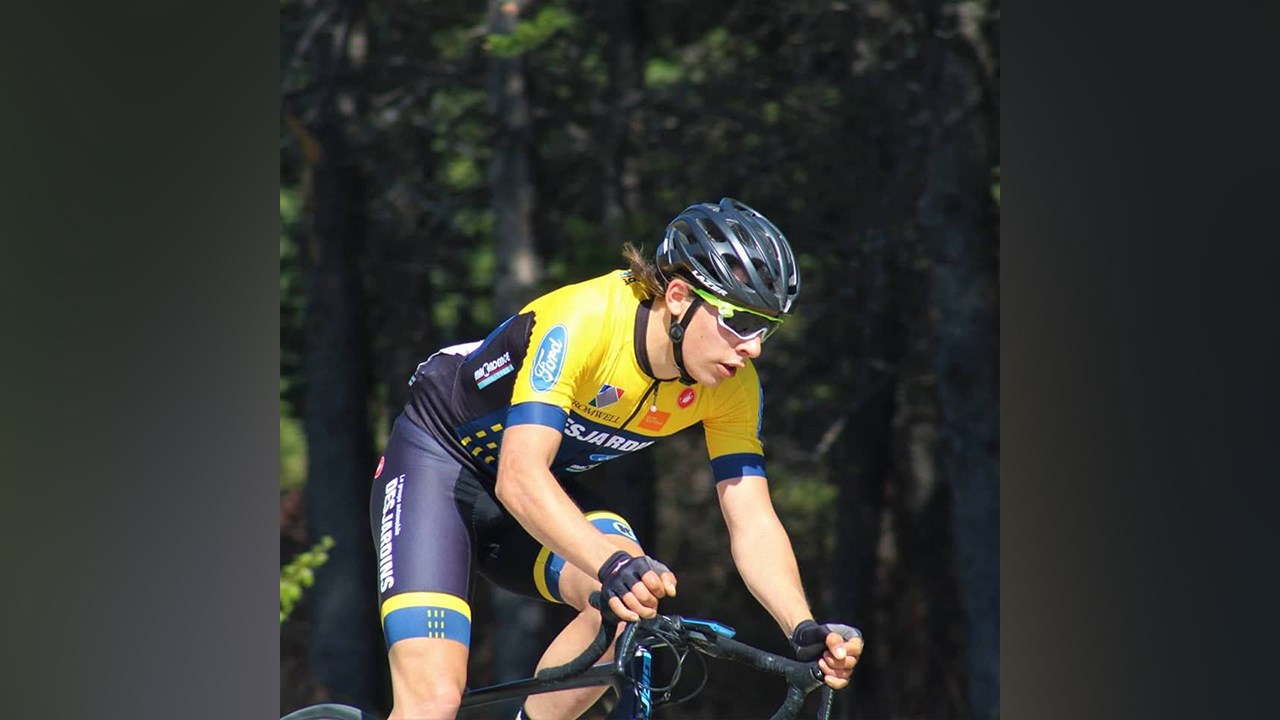 Le cycliste Guillaume Davidson.