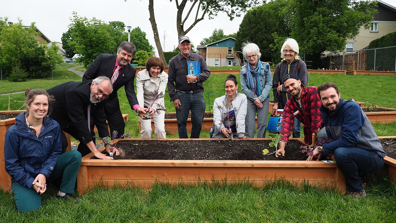 Inauguration d'un jardin communautaire à Saint-Georges