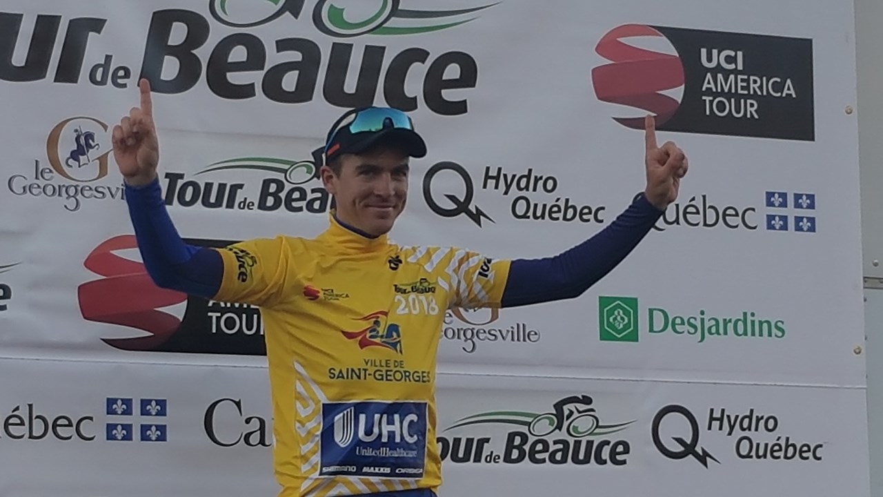 Une course très rapide se terminant par l'ascension du mur à Notre-Dame-des-pins