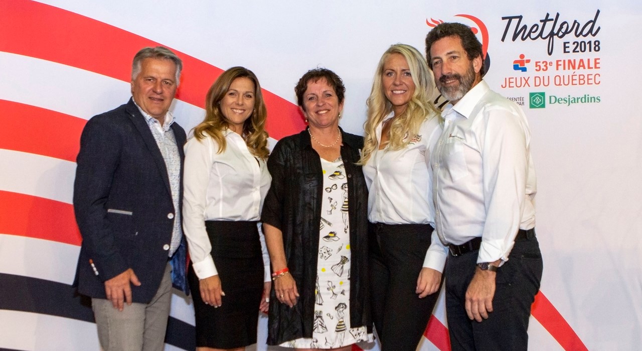 Monsieur Laurent Lessard, député de Lotbinière-Frontenac, ministre de l’Agriculture, des Pêcheries et de l’Alimentation, ministre responsable de la région du Centre-du-Québec, Madame Caroline Poulin, directrice générale adjointe aux communications et au protocole, Madame Guylaine Dubuc, présidente du conseil d’administration, Madame Virginie Dupuis, directrice générale adjointe à la programmation sportive et complémentaire ainsi que Monsieur Michel Allen, président de SPORTSQUÉBEC.