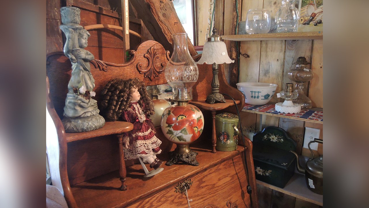 La surprenante boutique d'antiquités Au Vieux Hang'Art