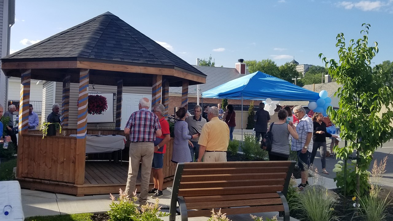 L'espace L'abbé-Raymond-Drolet a été officiellement inauguré