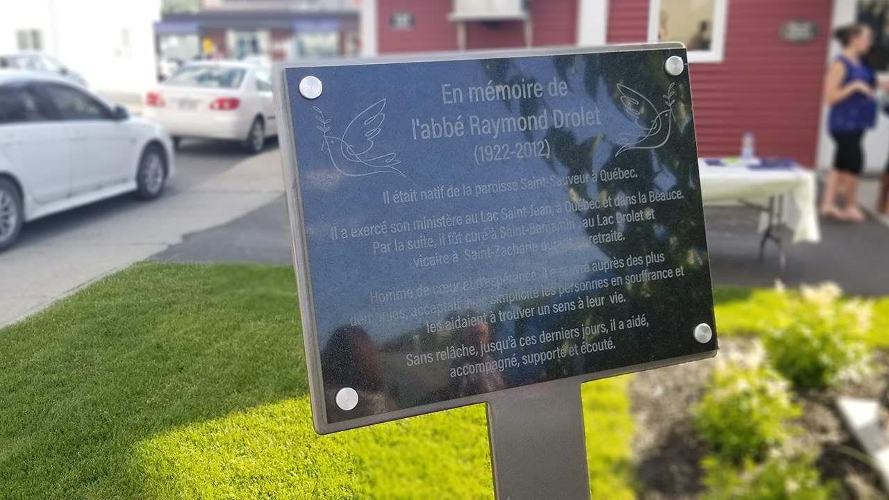 L'espace L'abbé-Raymond-Drolet a été officiellement inauguré