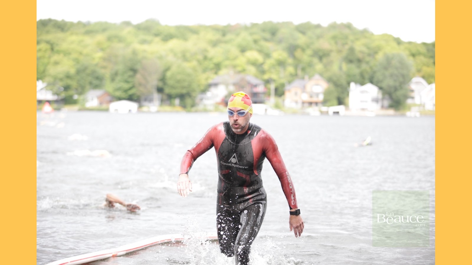 EN IMAGES : le triathlon du Lac-Poulin (partie nage)