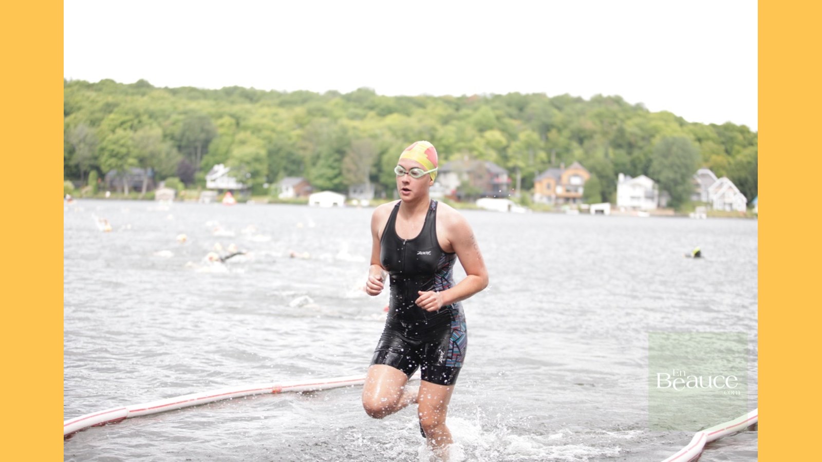 EN IMAGES : le triathlon du Lac-Poulin (partie nage)