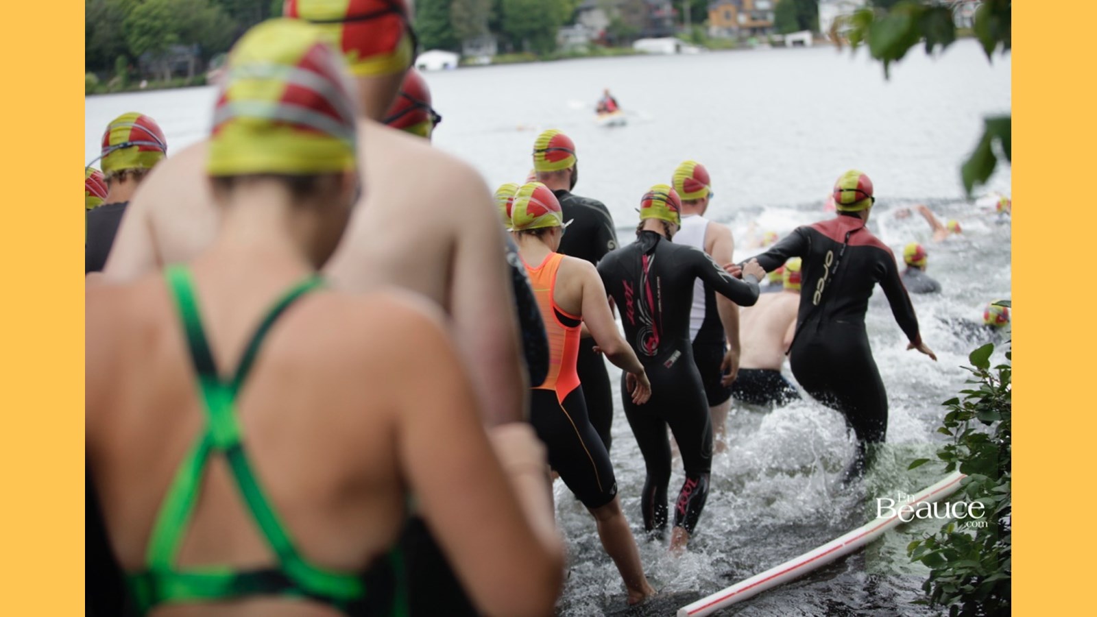 EN IMAGES : le triathlon du Lac-Poulin (partie nage)