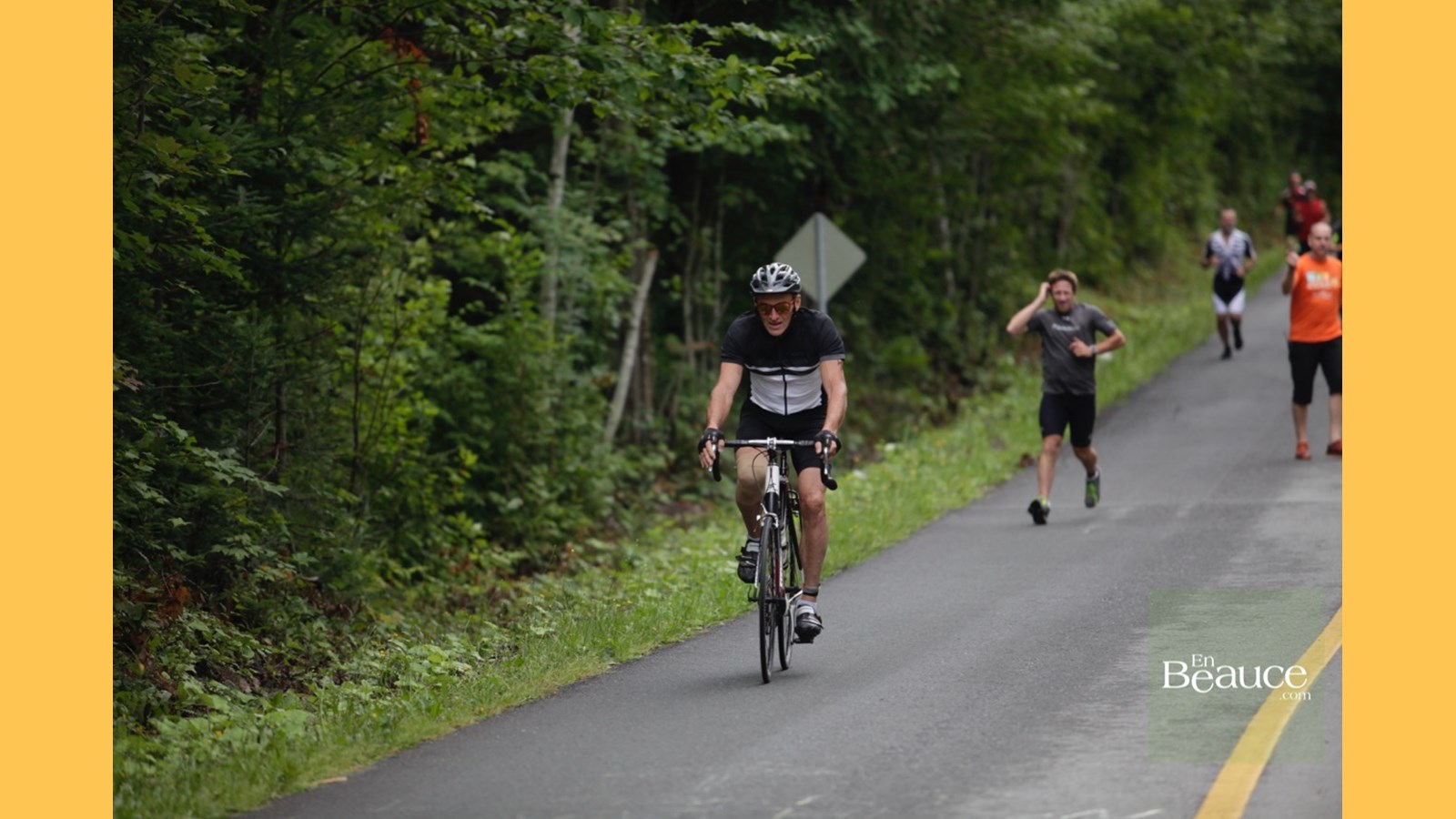 EN IMAGES : le triathlon du Lac-Poulin (partie nage)