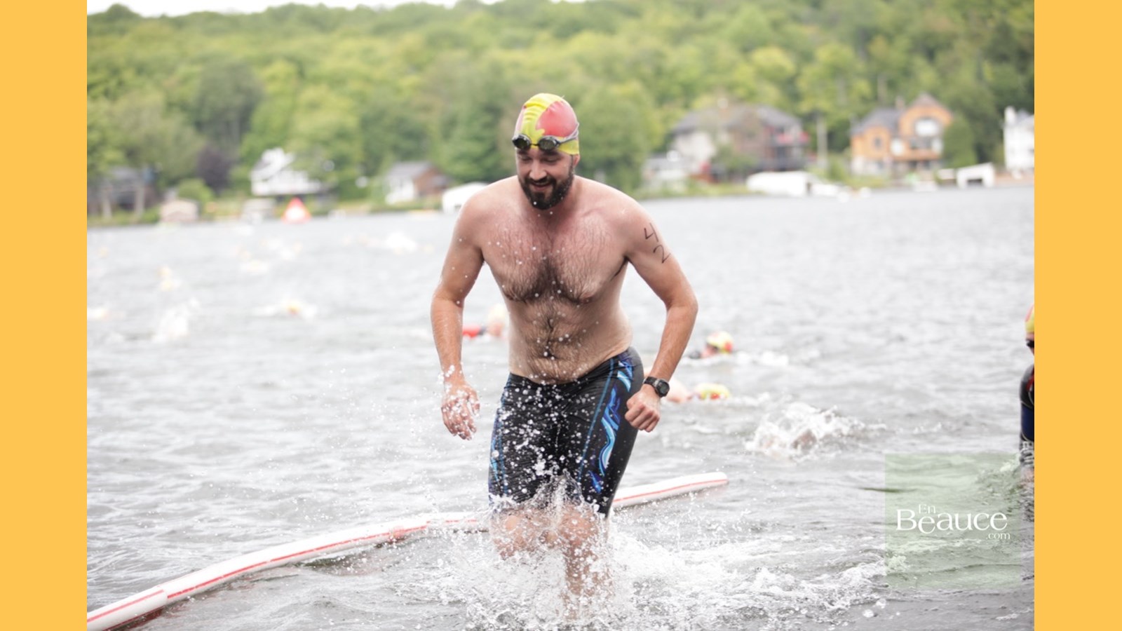 EN IMAGES : le triathlon du Lac-Poulin (partie nage)