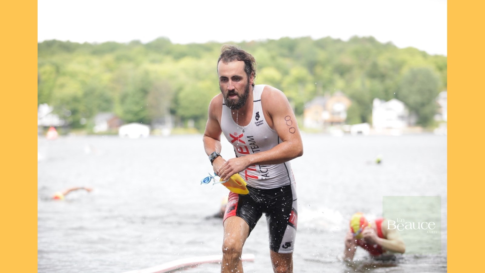 EN IMAGES : le triathlon du Lac-Poulin (partie nage)