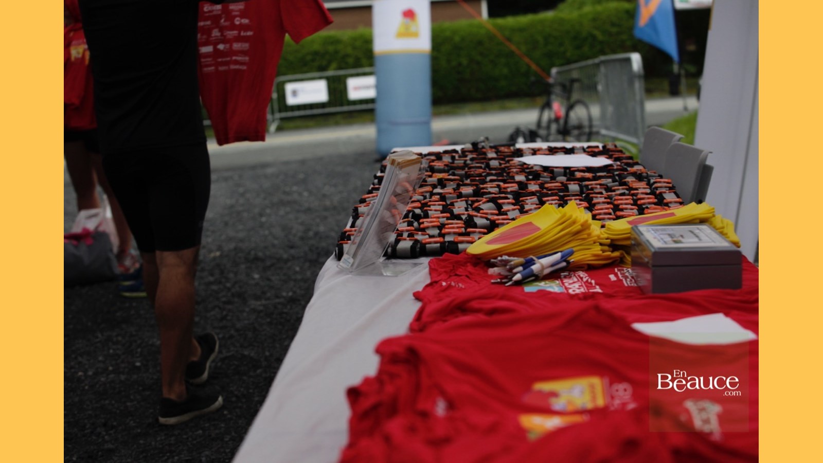 EN IMAGES : le triathlon du Lac-Poulin (partie nage)