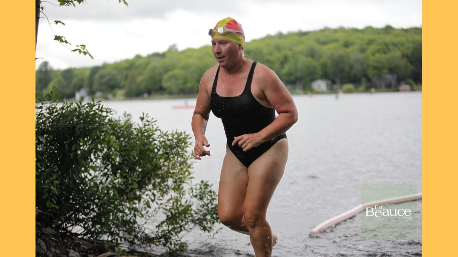 EN IMAGES : le triathlon du Lac-Poulin (partie nage)