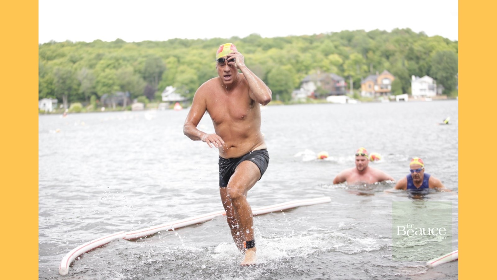 EN IMAGES : le triathlon du Lac-Poulin (partie nage)