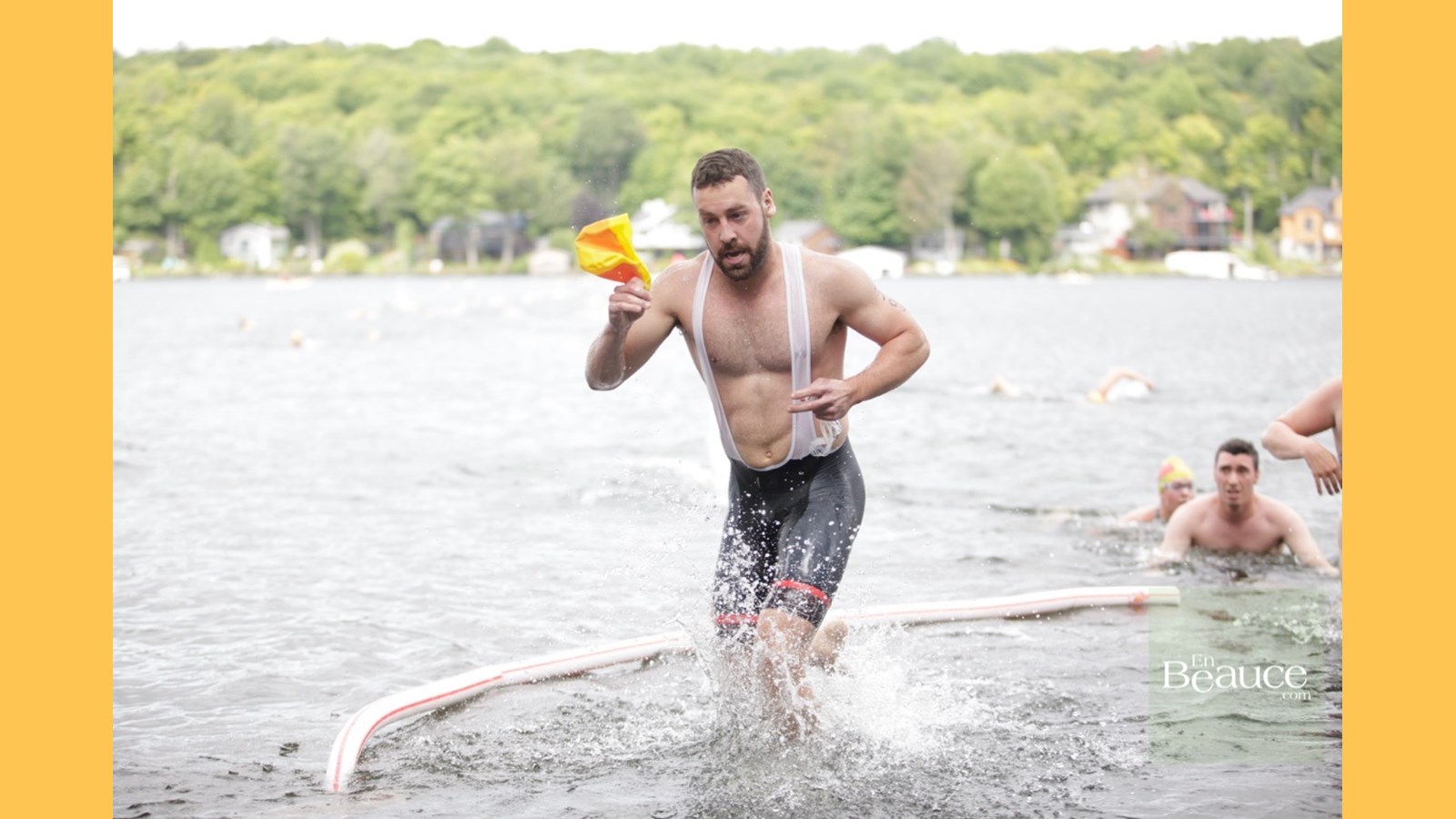 EN IMAGES : le triathlon du Lac-Poulin (partie nage)