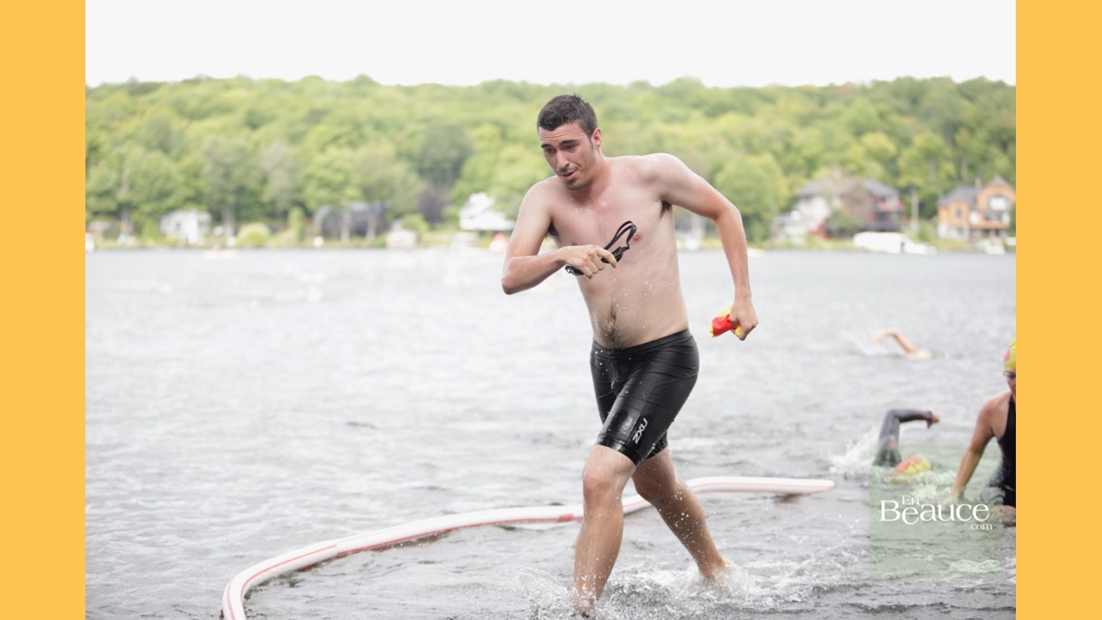 EN IMAGES : le triathlon du Lac-Poulin (partie nage)