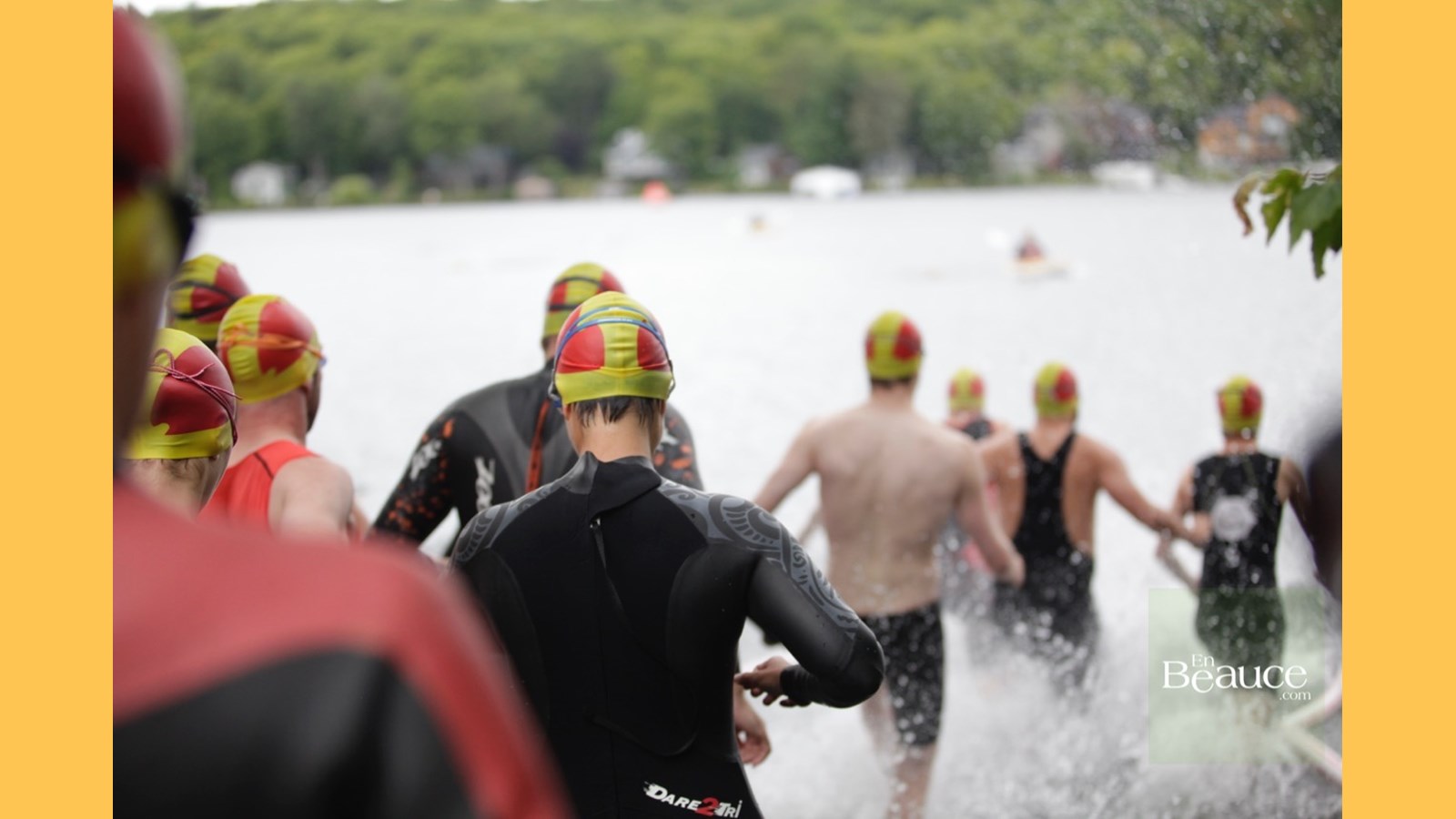 EN IMAGES : le triathlon du Lac-Poulin (partie nage)
