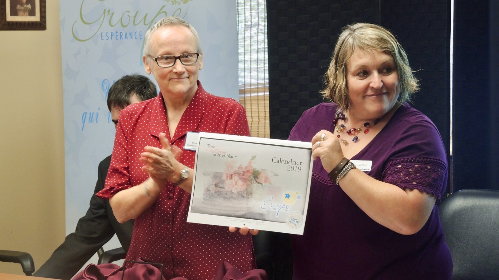 Mme Diane Lagacé à gauche et Mme Lyse Perron à droite. 