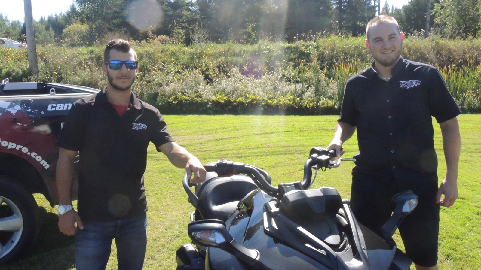Frédérick Caron et Billy Grondin du Motopro de St-Georges.