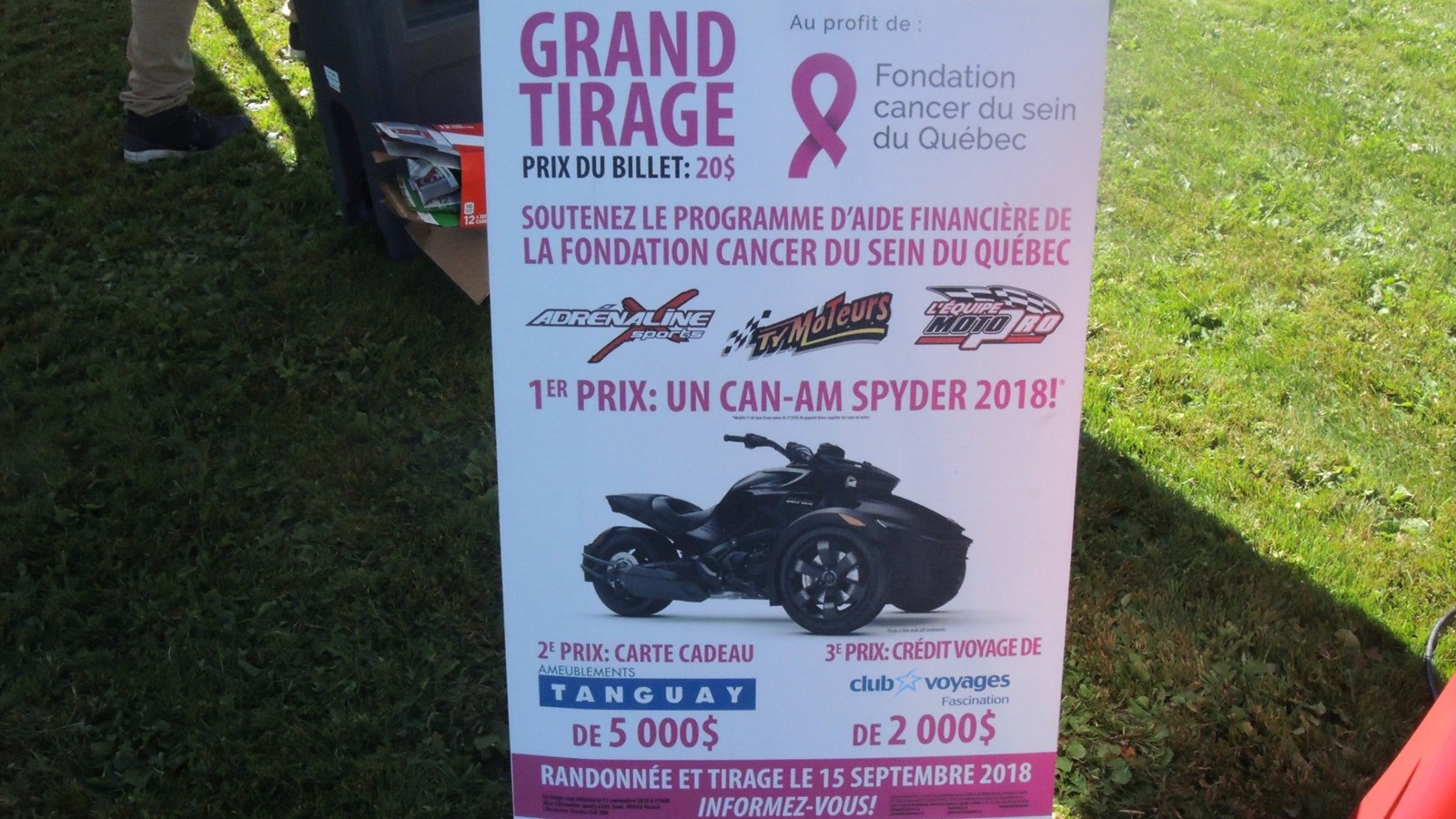 EN IMAGES : 150 motocyclistes se donnent rendez-vous pour le cancer du sein