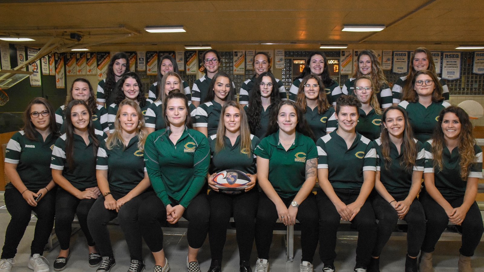 L'équipe de rugby féminin.