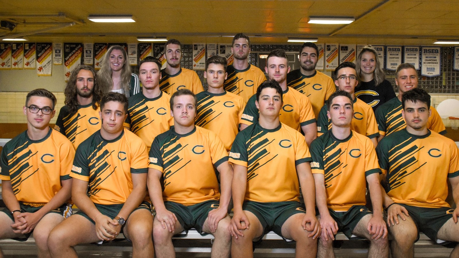 L'équipe de rugby masculin.