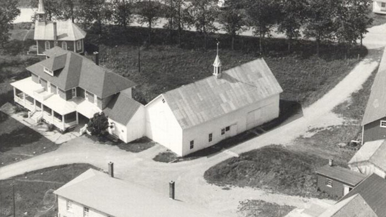 LA CHAPELLE STE-THÉRÈSE DE L'ENFANT JÉSUS