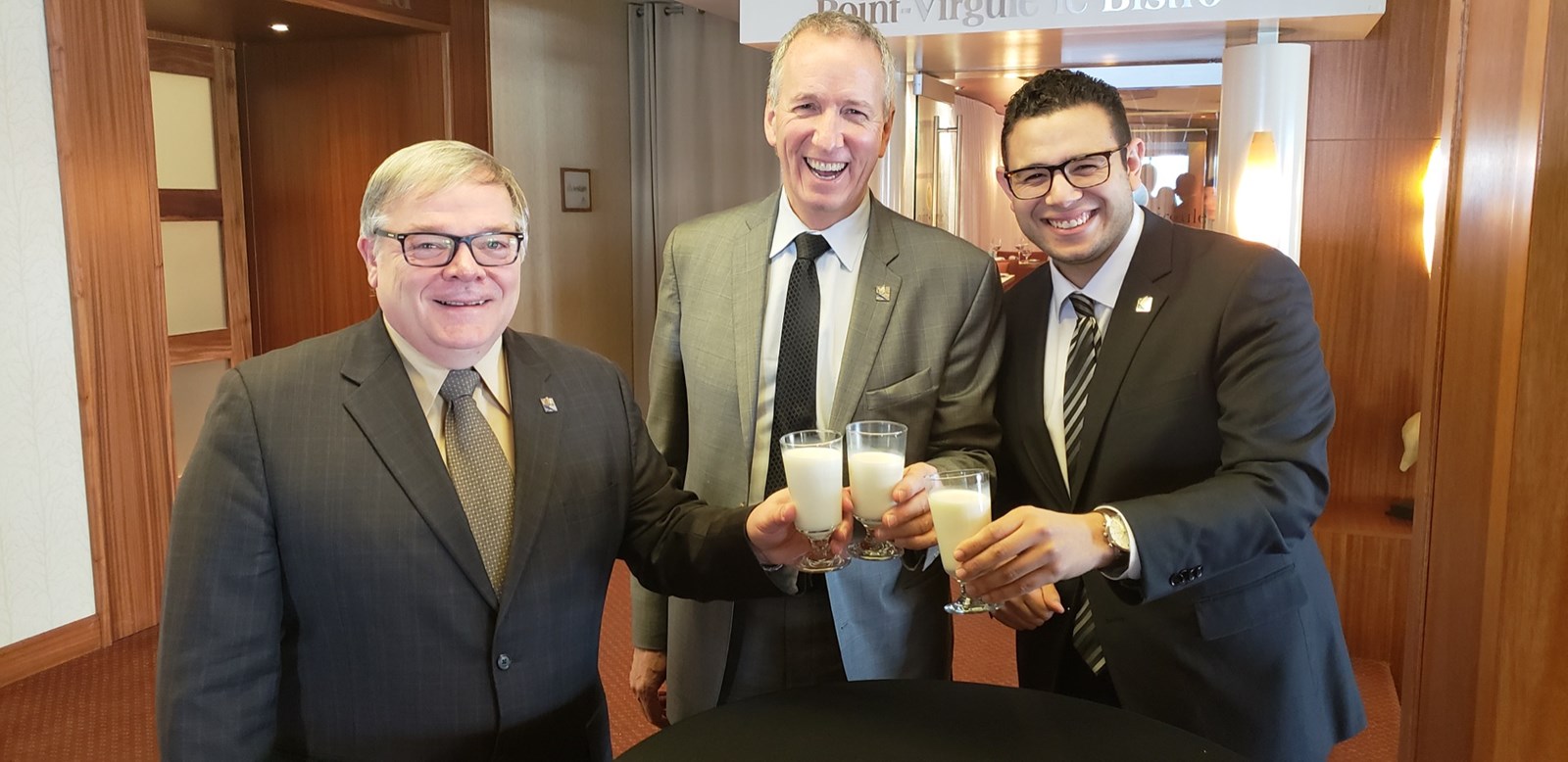 Luc Provençal (député de Beauce-Nord) , André Lamontagne (Ministre de l'Agriculture) et Samuel Poulin (député de Beauce-Sud)