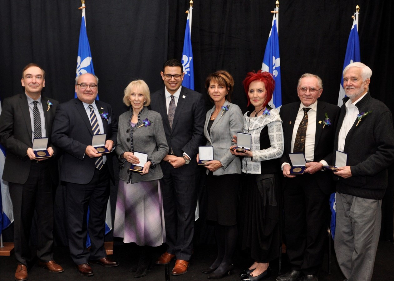 Christian Lagueux, Jean-Pierre Lagueux, Doris Bernier, Samuel Poulin, Nancy Catellier, Denise Bilodeau, Bertrand Boutin et René Baillargeon