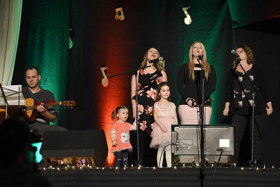 Les famille de Saint-Jules se réunissent pour une soirée magique