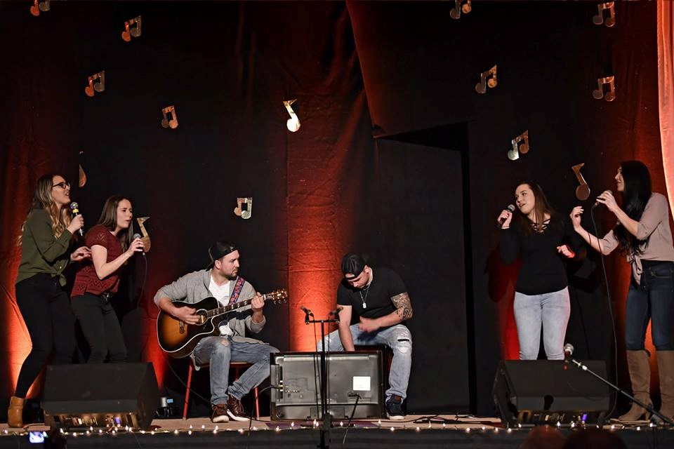 Les famille de Saint-Jules se réunissent pour une soirée magique