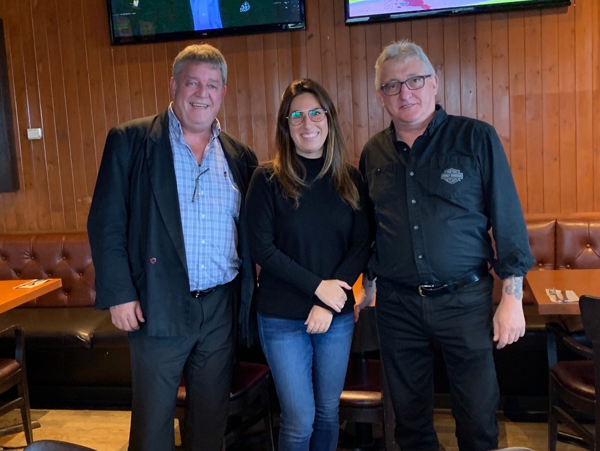 M. Bernard Gilbert, Mme Catherine Cliche et M. Mario Roy.