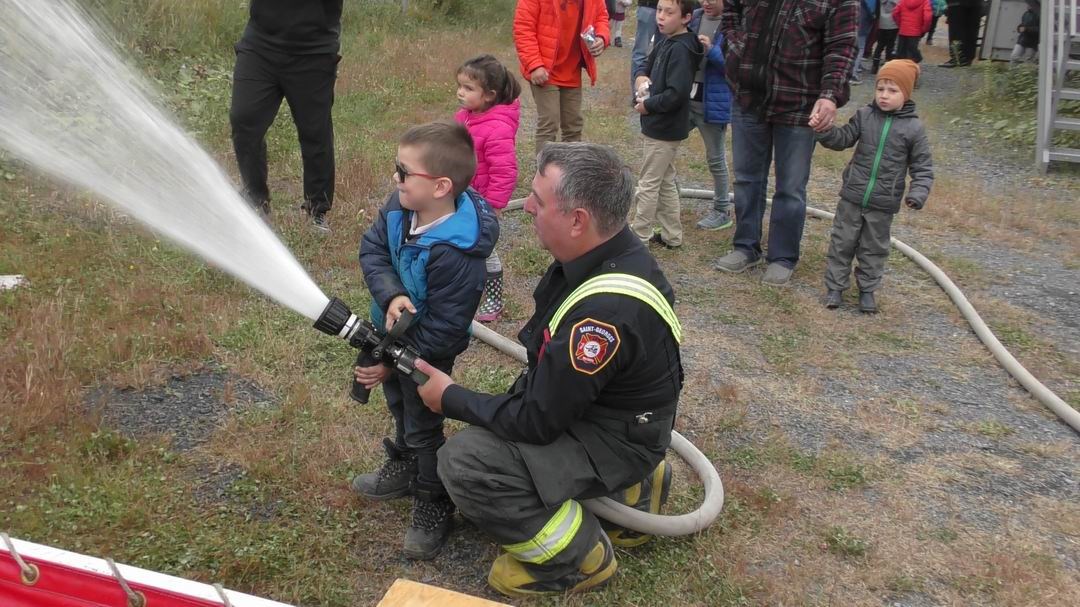 Normand DeLessard présente la porte ouverte du Service de sécurité incendie de Saint-Georges 2019