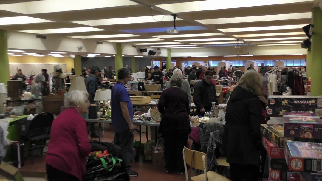 Normand DeLessard présente le Marché aux puces de la Polyvalente St-Georges en octobre 2019
