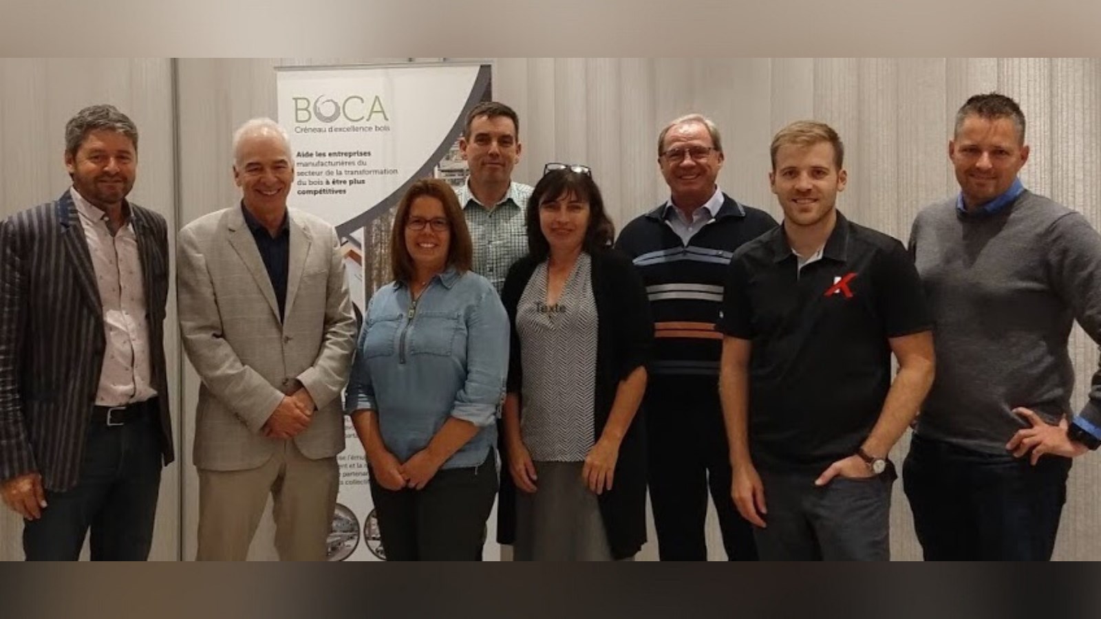 De gauche à droite : Michel Beaudoin, Richard Letourneau, Kathy Poulin, Stéphane Blanchette, Lise Céré, Pierre Morin, François Trudeau, Pierre-André Bégin.