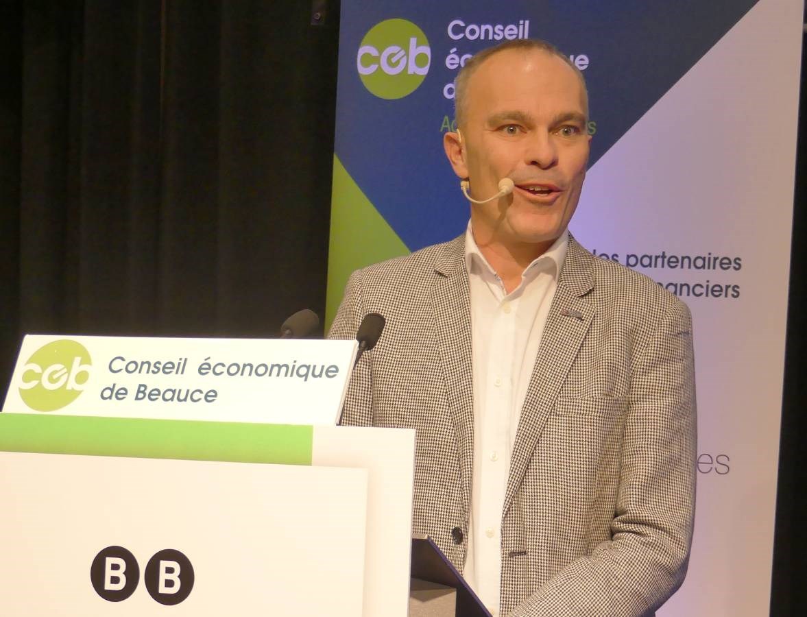 Sébastien Blouin - vHub.