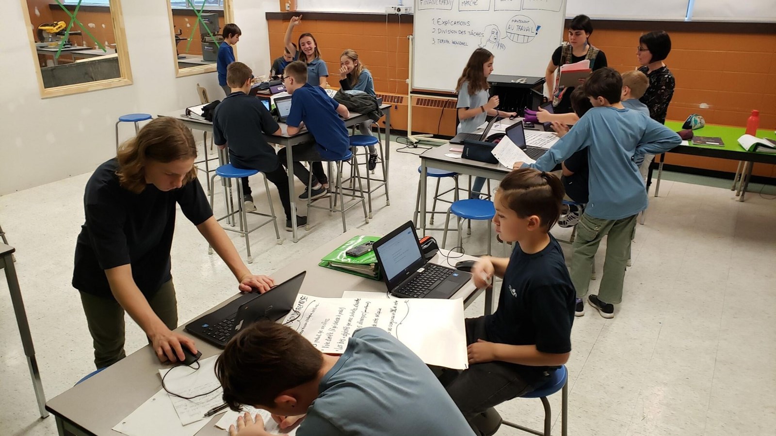 Les élèves de l'école des Deux-Rives ont créer leur propre entreprise.