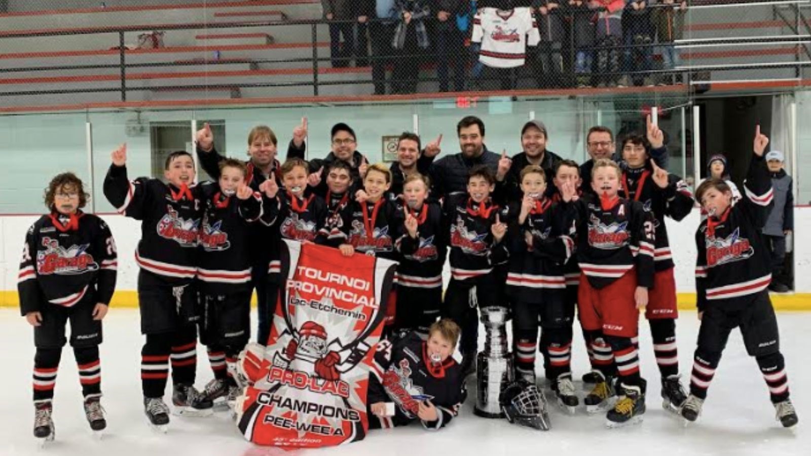Une première bannière pour le Garaga pee-wee A!