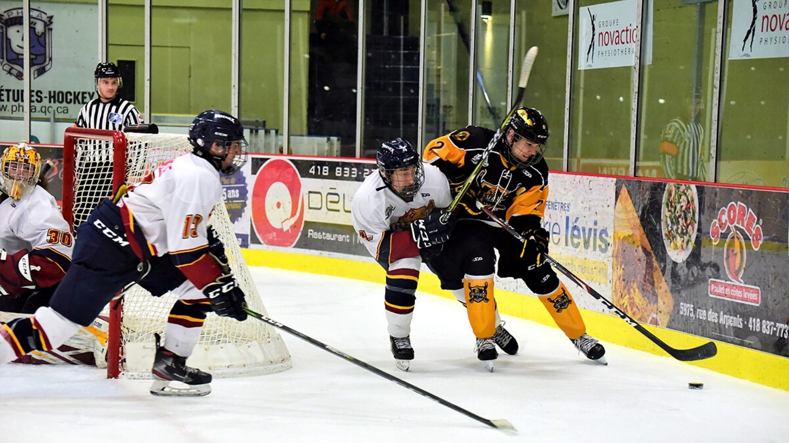 Les Chevaliers de Lévis défait 4-3 par le Phénix du Collège Esther-Blondin